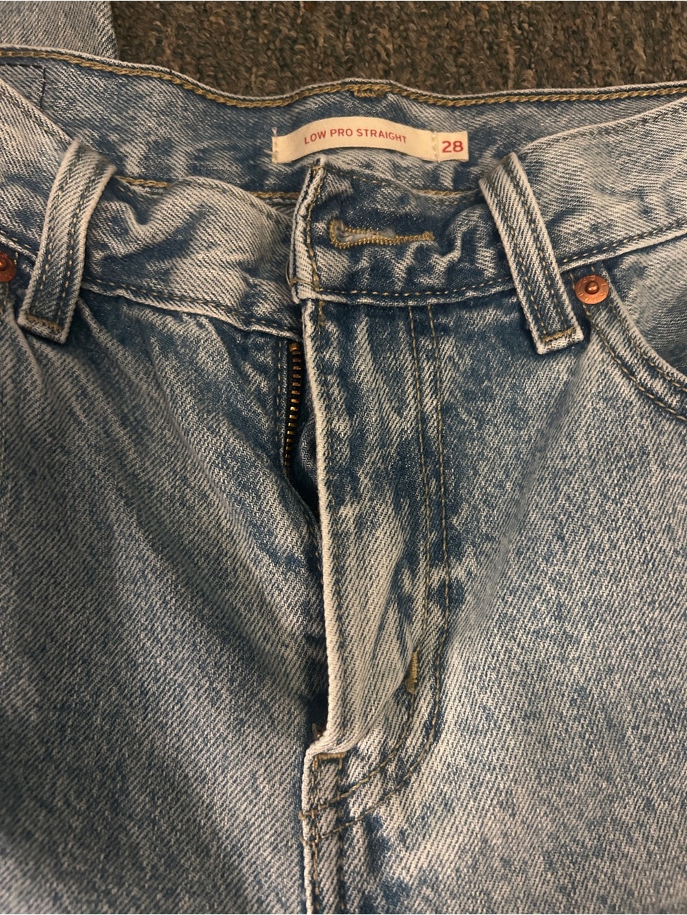 Levi low pro jeans - Picture 5 of 13